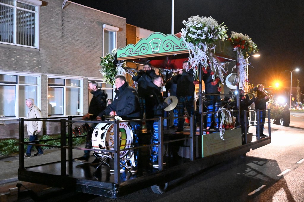 ../Images/Verlicht bloemencorso 2024 153.jpg